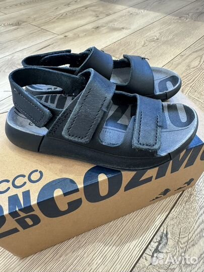 Сандалии Ecco Cozmo 27