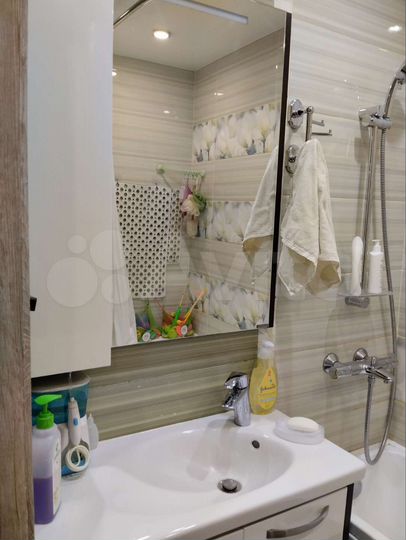 3-к. квартира, 65 м², 3/5 эт.