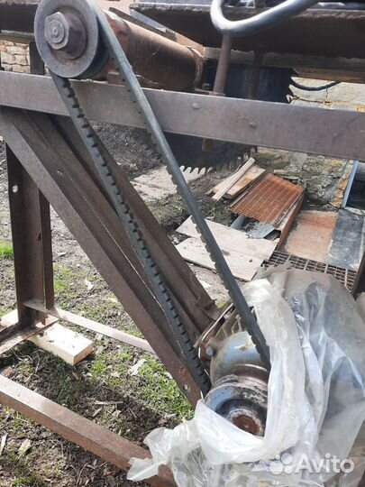 Циркулярная пила со столом