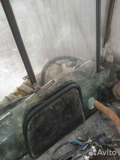 Стекла дверей niva 21214 2121.2123.2121. 2131