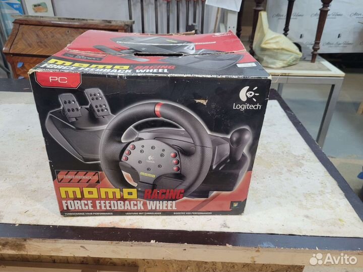 Джойстик-руль Logitech momo Rasing Force USB