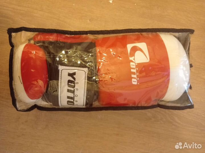 Боксерские перчатки 12 oz кожа