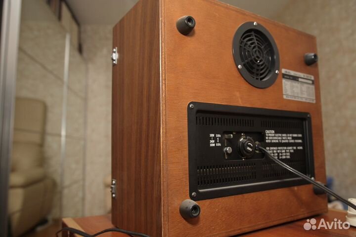 Катушечный магнитофон 
