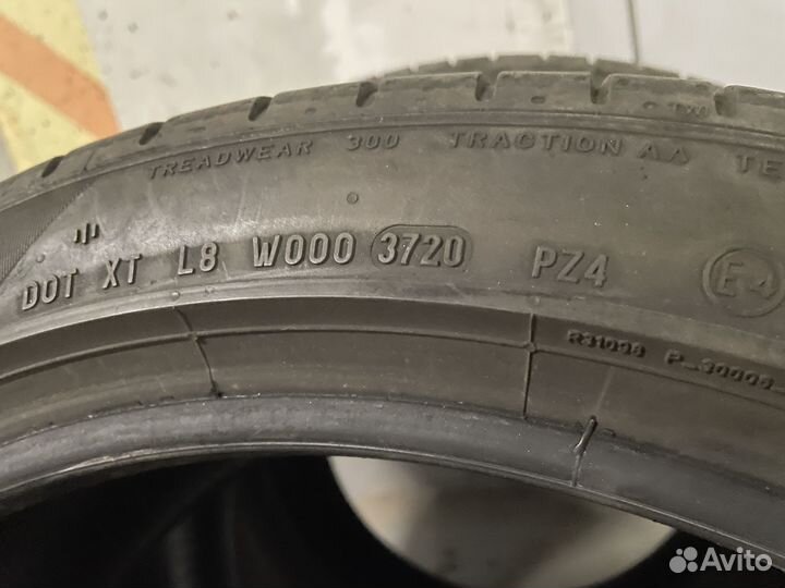 Pirelli P Zero PZ4 225/45 R19 97W