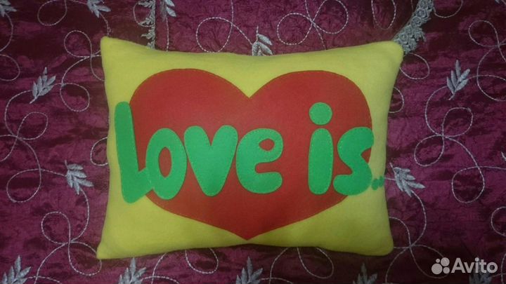 Подушка ручной работы