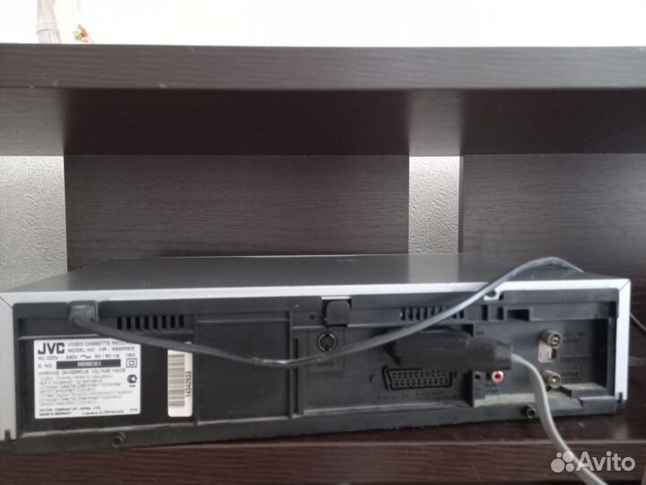Видеомагнитофон JVC HR S8955EE