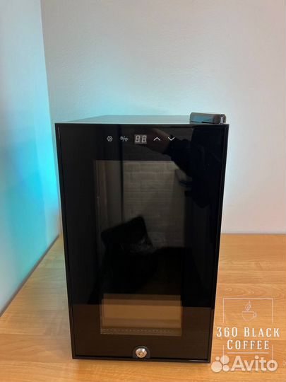 Кофемашина новая со встроенной кофемолкой