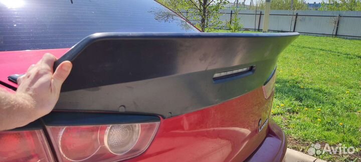 Спойлер-ducktail для Lancer X