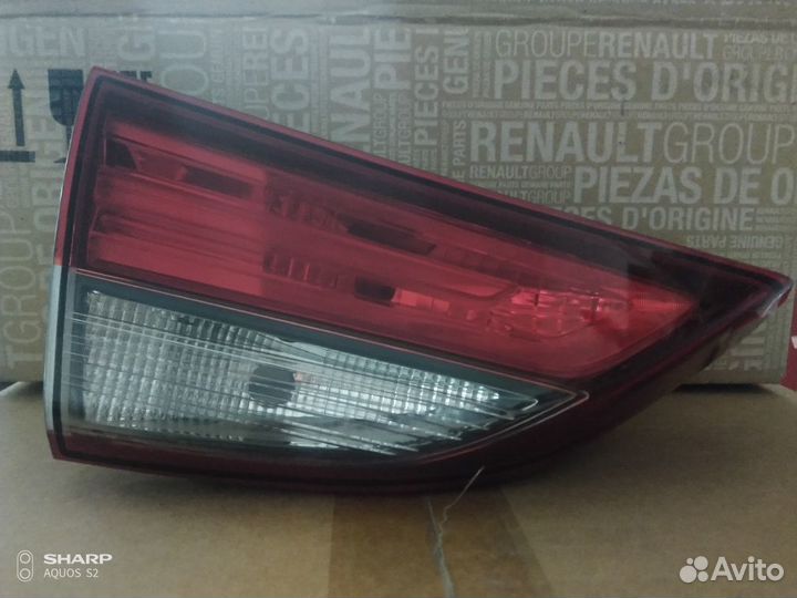 Фонарь задний левый внутренний Hyundai Elantra