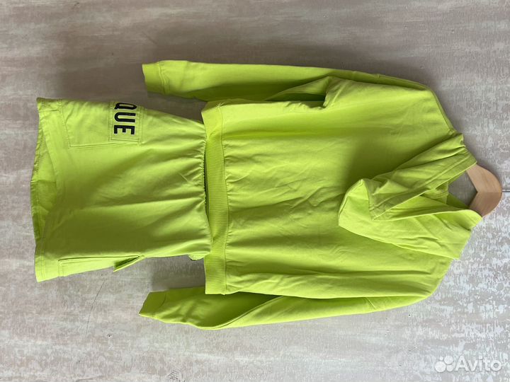 Спортивный костюм для девочки 140 146