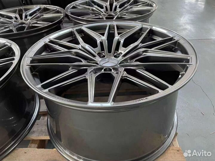 Кованые диски GT Forged R22 на Mercedes GLE AMG