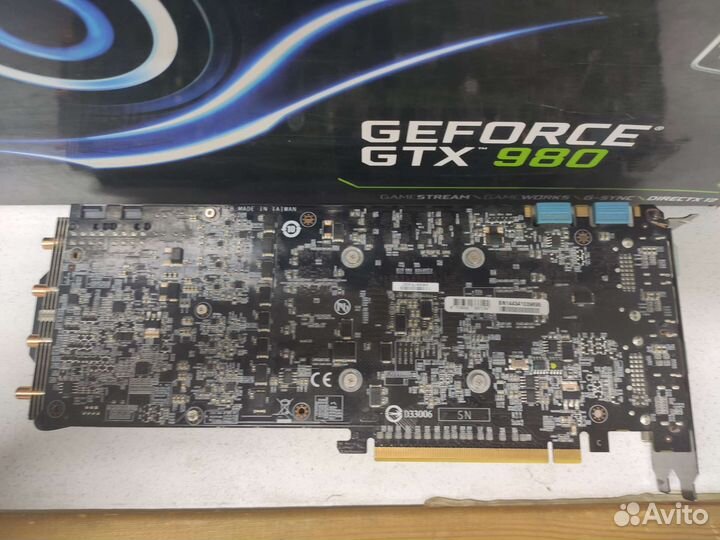 Gigabyte GTX980 4гб (артефачит)