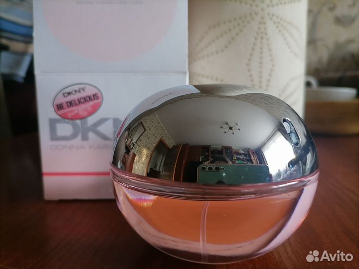 Парфюмерная вода женская