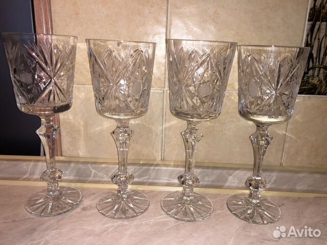 Бокалы хрустальные