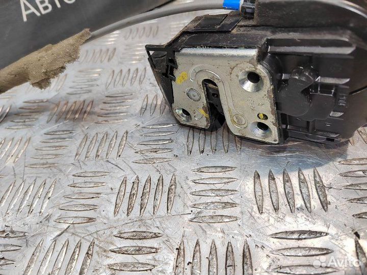 Замок двери передний левый Nissan Note 1.6 HR16DE