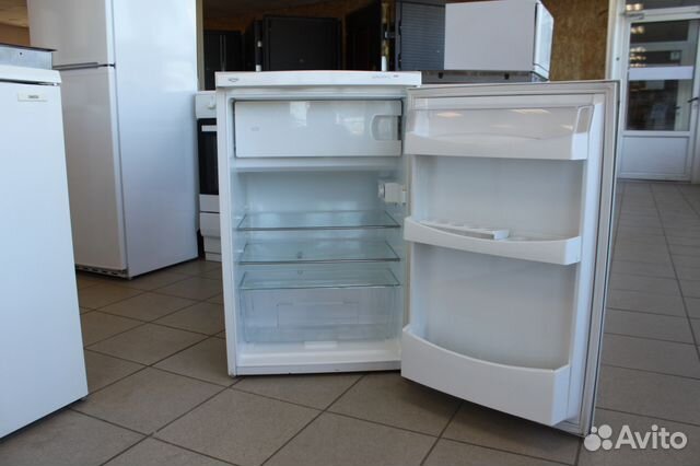 Холодильники на авито санкт-петербург. Холодильник ру в спб. Холодильник бирюса двухкамерный 129. Холодильник электролюкс б\у. Холодильник asea skandia.