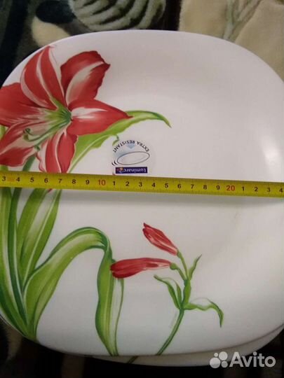 Блюдо и салатники