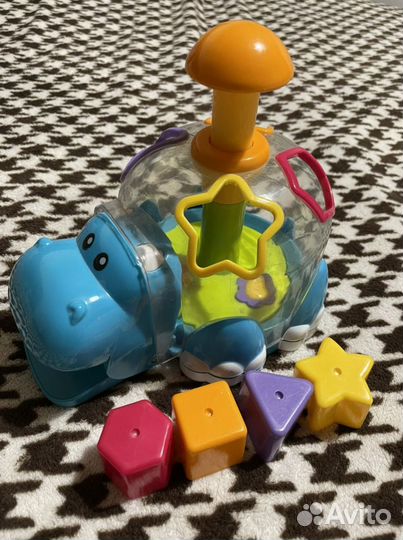 Игрушка бегемот