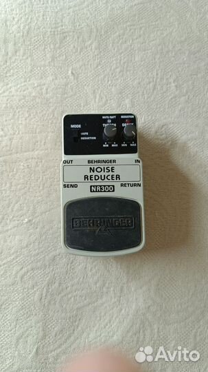 Behringer NR300 шумодав