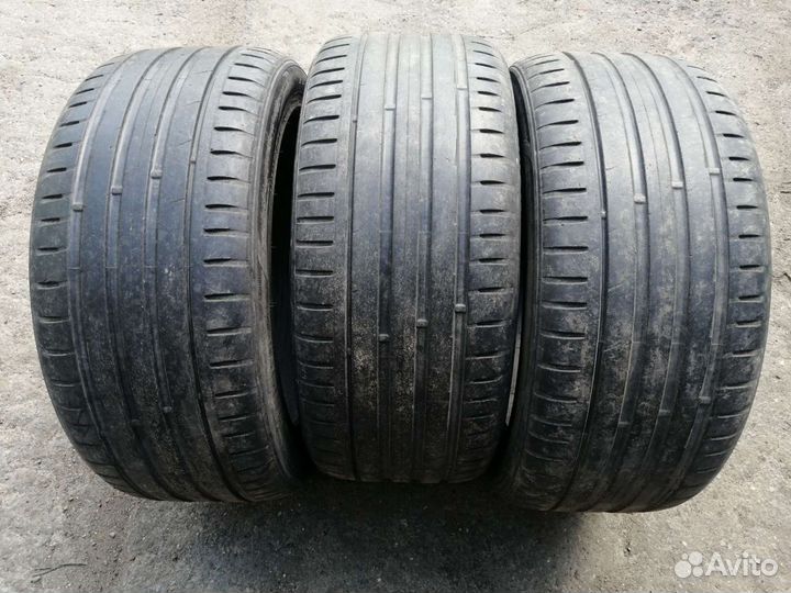 Nokian Tyres Hakka Z 255/45 R18