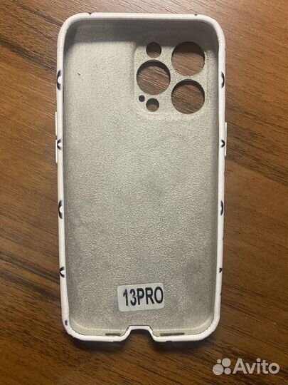 Чехол на iPhone 13 pro