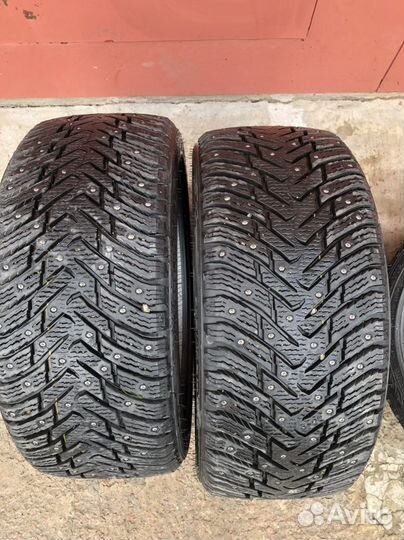 Nokian Tyres Hakkapeliitta 8 235/40 R18 95T
