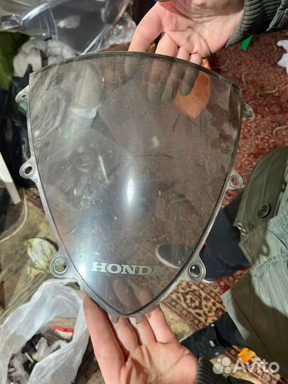 Лобовое стекло Honda cbr1000rr