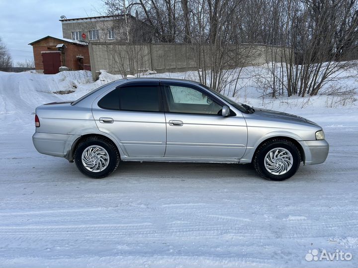 Nissan Sunny 1.5 AT, 2002, 298 000 км
