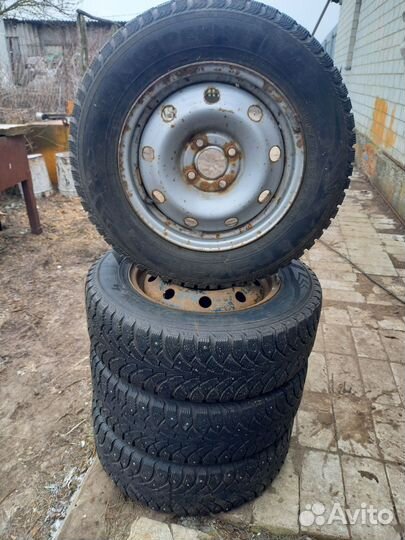 Nokian Tyres Hakkapeliitta 4 185/70 R14
