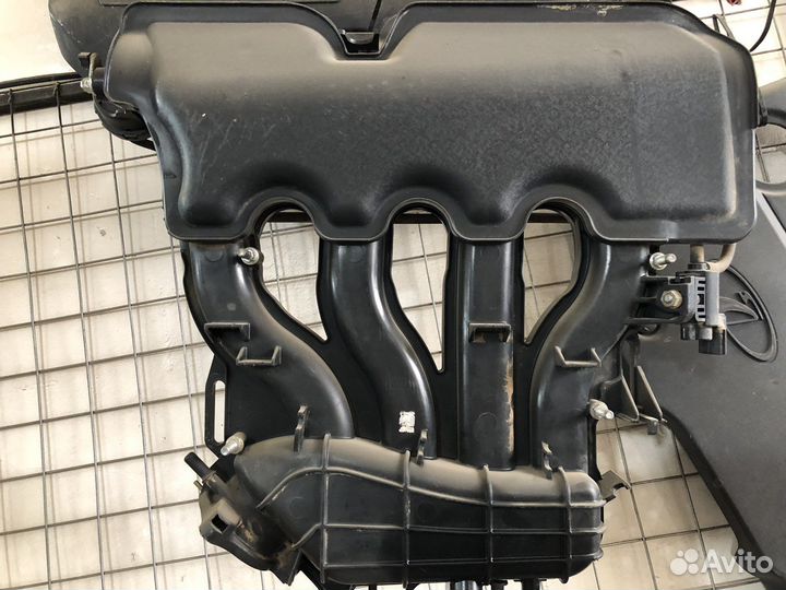 Колектор на 127 двигатель