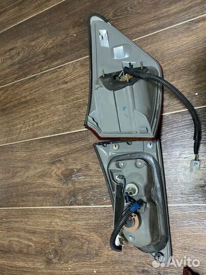 Задние фары на lexus is250