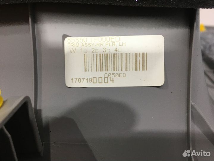 Kia Venga Обшивка стойки задней левой