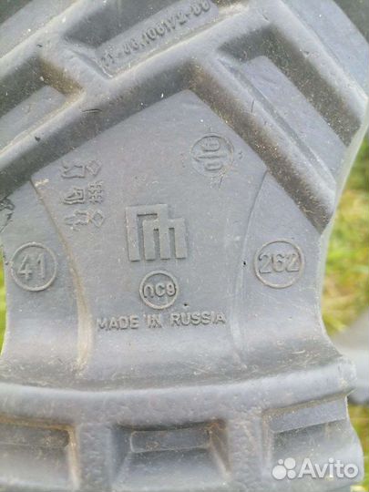 Резиновые сапоги болотные