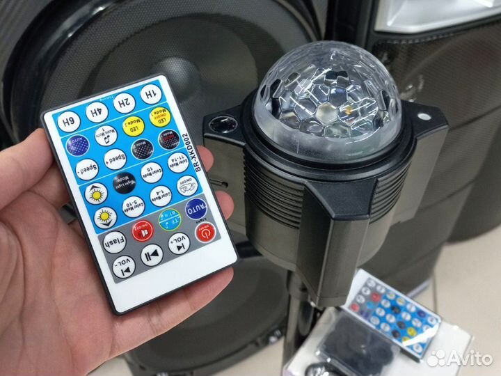 Проектор космос со встроенной колонкой+15слайдов