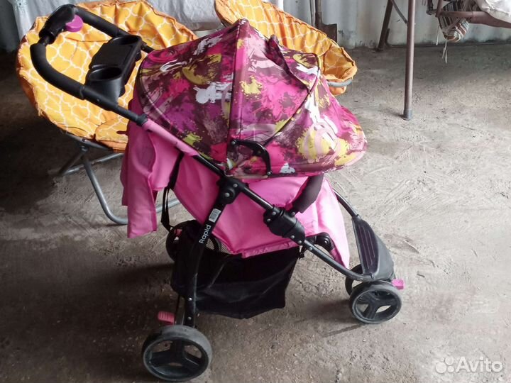 Три коляски б/у