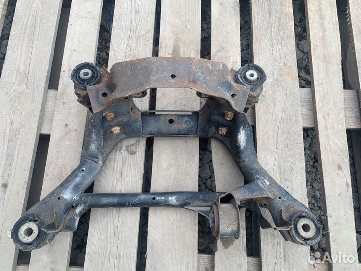 Балка заднего моста Bmw 318I E46 M43 1999