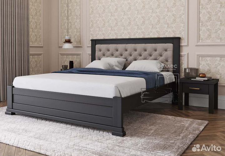Кровать двуспальная массив с мягкой спинкой