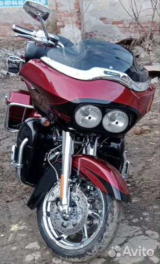 Продается Harley Davidson road glide 2011