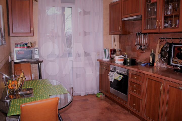 3-к. квартира, 70 м², 2/16 эт.