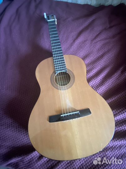 Акустическая гитара бу