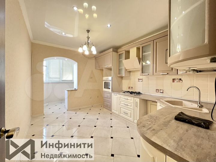 3-к. квартира, 84 м², 9/10 эт.