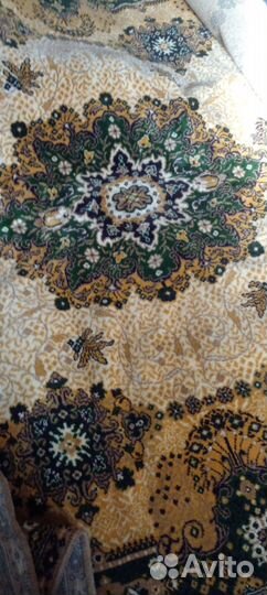 Ковер шерстяной