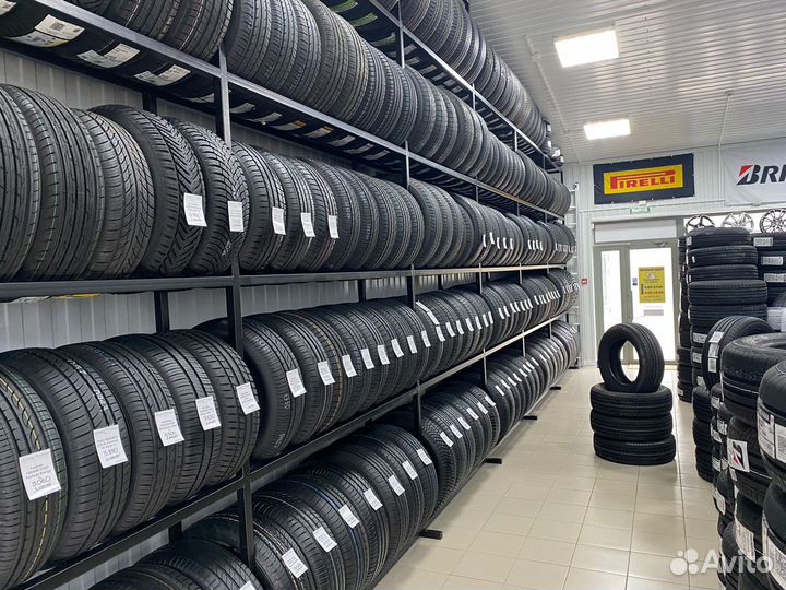 Triangle Sports TH201 275/45 R20 110Y