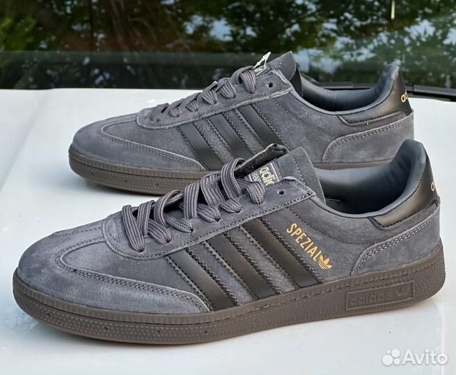 Кроссовки adidas