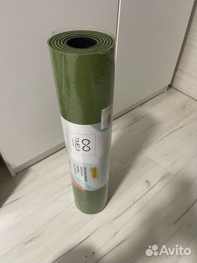 Коврик для йоги и фитнеса