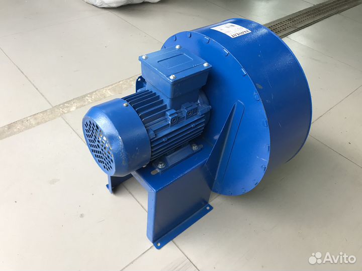 Вентилятор радиальный левый