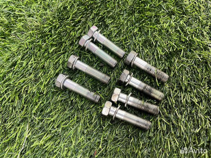 Болт АКПП Toyota Hiace/Regiusace KDH205 2kdftv