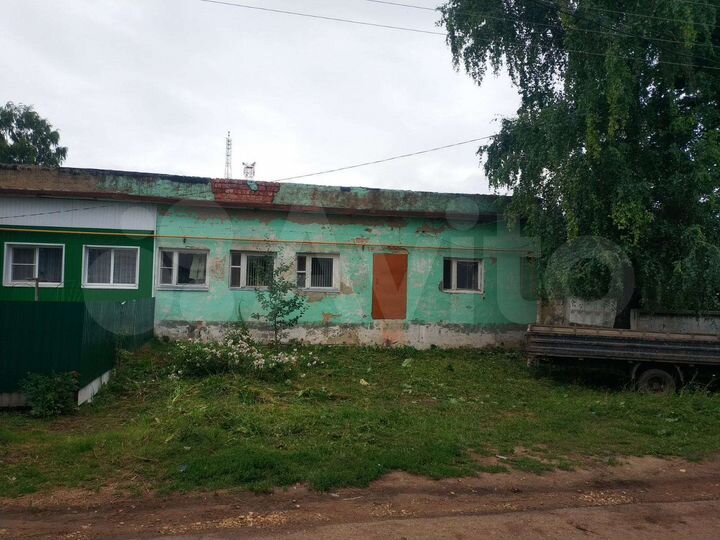 Дом 182,1 м² на участке 8,8 сот.