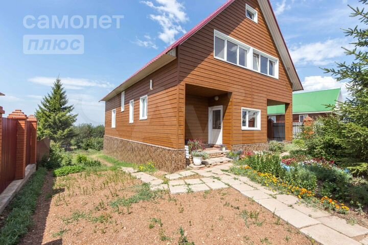 Дом 227 м² на участке 15 сот.