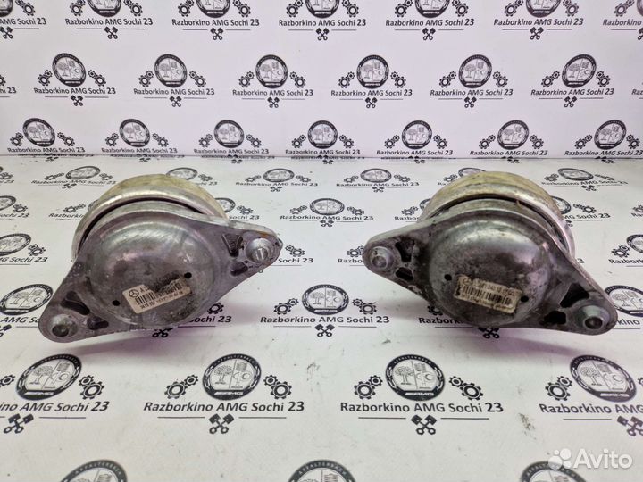 Подушка двигателя 4matic для Mercedes W221
